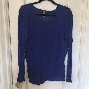 Long sleeve top